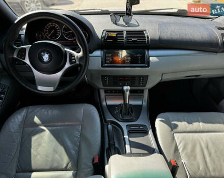 Серый БМВ Х5, объемом двигателя 3 л и пробегом 451 тыс. км за 13999 $, фото 32 на Automoto.ua