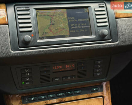 Серый БМВ Х5, объемом двигателя 3 л и пробегом 490 тыс. км за 11500 $, фото 30 на Automoto.ua