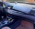 Серый БМВ Х5, объемом двигателя 3 л и пробегом 400 тыс. км за 10800 $, фото 4 на Automoto.ua