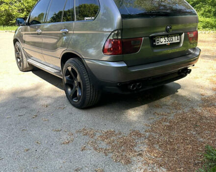 Серый БМВ Х5, объемом двигателя 3 л и пробегом 327 тыс. км за 13000 $, фото 2 на Automoto.ua