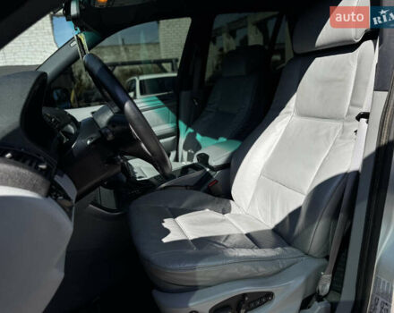 Серый БМВ Х5, объемом двигателя 3 л и пробегом 451 тыс. км за 13999 $, фото 19 на Automoto.ua