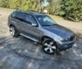 Серый БМВ Х5, объемом двигателя 3 л и пробегом 335 тыс. км за 6000 $, фото 1 на Automoto.ua