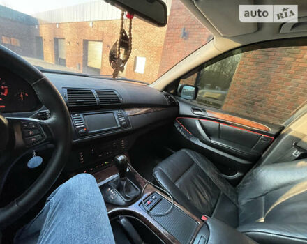 Сірий БМВ Х5, объемом двигателя 3 л и пробегом 252 тыс. км за 8500 $, фото 16 на Automoto.ua