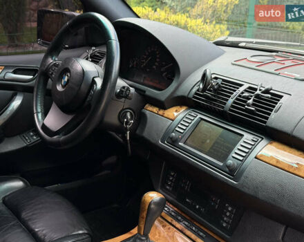 Сірий БМВ Х5, об'ємом двигуна 3 л та пробігом 490 тис. км за 13300 $, фото 33 на Automoto.ua