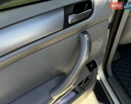 Серый БМВ Х5, объемом двигателя 3 л и пробегом 451 тыс. км за 13999 $, фото 34 на Automoto.ua
