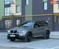 Сірий БМВ Х5, об'ємом двигуна 3 л та пробігом 330 тис. км за 11200 $, фото 1 на Automoto.ua