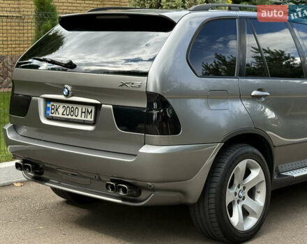 Серый БМВ Х5, объемом двигателя 3 л и пробегом 490 тыс. км за 11500 $, фото 7 на Automoto.ua