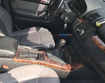 Серый БМВ Х5, объемом двигателя 3 л и пробегом 570 тыс. км за 8500 $, фото 2 на Automoto.ua