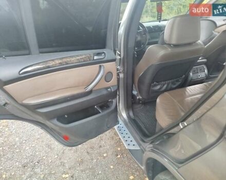 Серый БМВ Х5, объемом двигателя 3 л и пробегом 511 тыс. км за 10399 $, фото 29 на Automoto.ua