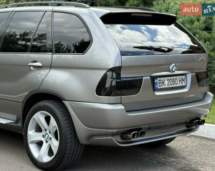 Серый БМВ Х5, объемом двигателя 3 л и пробегом 490 тыс. км за 11500 $, фото 8 на Automoto.ua