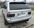 Серый БМВ Х5, объемом двигателя 3 л и пробегом 400 тыс. км за 9000 $, фото 3 на Automoto.ua