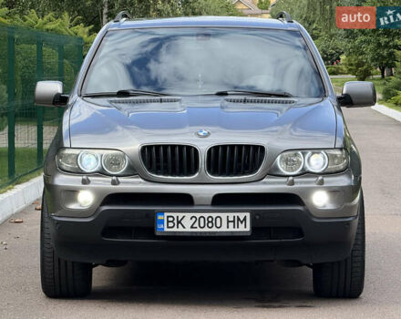 Серый БМВ Х5, объемом двигателя 3 л и пробегом 490 тыс. км за 11500 $, фото 40 на Automoto.ua