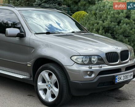 Серый БМВ Х5, объемом двигателя 3 л и пробегом 490 тыс. км за 11500 $, фото 6 на Automoto.ua