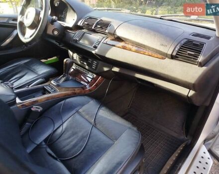 Серый БМВ Х5, объемом двигателя 2.99 л и пробегом 330 тыс. км за 10000 $, фото 8 на Automoto.ua