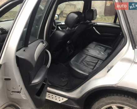 Серый БМВ Х5, объемом двигателя 3 л и пробегом 225 тыс. км за 3700 $, фото 13 на Automoto.ua