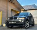 Серый БМВ Х5, объемом двигателя 3 л и пробегом 300 тыс. км за 5021 $, фото 1 на Automoto.ua