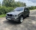 Серый БМВ Х5, объемом двигателя 3 л и пробегом 450 тыс. км за 13500 $, фото 1 на Automoto.ua