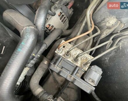 Серый БМВ Х5, объемом двигателя 3 л и пробегом 334 тыс. км за 12500 $, фото 16 на Automoto.ua