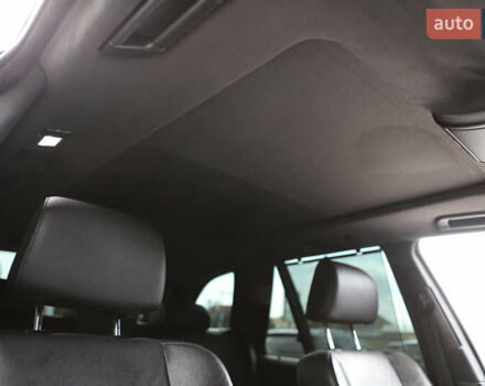 Серый БМВ Х5, объемом двигателя 3 л и пробегом 290 тыс. км за 16500 $, фото 54 на Automoto.ua