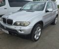 Серый БМВ Х5, объемом двигателя 3 л и пробегом 405 тыс. км за 8700 $, фото 1 на Automoto.ua