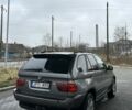 Серый БМВ Х5, объемом двигателя 3 л и пробегом 300 тыс. км за 6200 $, фото 3 на Automoto.ua