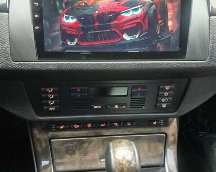 Серый БМВ Х5, объемом двигателя 4.4 л и пробегом 301 тыс. км за 9500 $, фото 29 на Automoto.ua