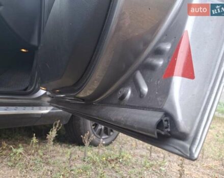 Серый БМВ Х5, объемом двигателя 3 л и пробегом 330 тыс. км за 11400 $, фото 15 на Automoto.ua