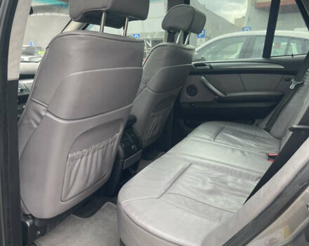 Серый БМВ Х5, объемом двигателя 3 л и пробегом 443 тыс. км за 11200 $, фото 10 на Automoto.ua