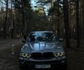 Серый БМВ Х5, объемом двигателя 3 л и пробегом 219 тыс. км за 6000 $, фото 1 на Automoto.ua