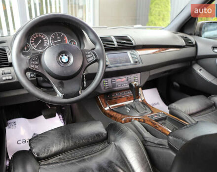 Серый БМВ Х5, объемом двигателя 3 л и пробегом 290 тыс. км за 16500 $, фото 58 на Automoto.ua