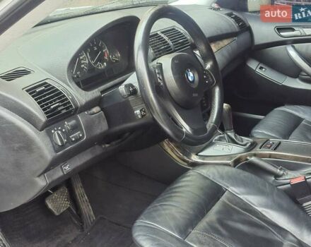 Серый БМВ Х5, объемом двигателя 4.4 л и пробегом 301 тыс. км за 9500 $, фото 18 на Automoto.ua