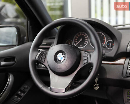 Серый БМВ Х5, объемом двигателя 3 л и пробегом 290 тыс. км за 16500 $, фото 68 на Automoto.ua