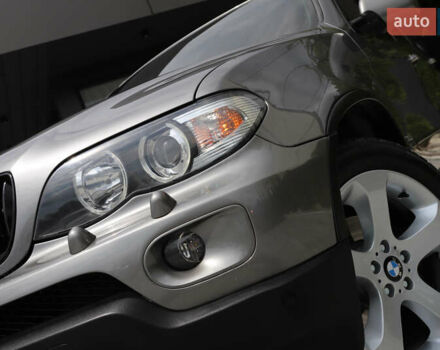 Серый БМВ Х5, объемом двигателя 3 л и пробегом 290 тыс. км за 16500 $, фото 14 на Automoto.ua