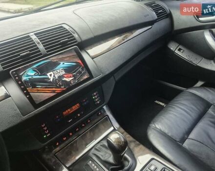 Серый БМВ Х5, объемом двигателя 4.4 л и пробегом 301 тыс. км за 9500 $, фото 27 на Automoto.ua