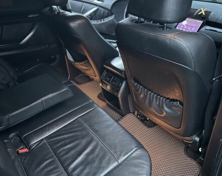 Серый БМВ Х5, объемом двигателя 3 л и пробегом 373 тыс. км за 6400 $, фото 15 на Automoto.ua