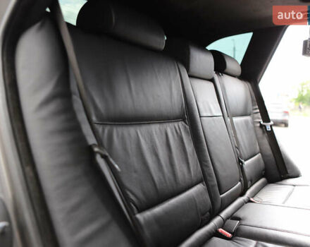 Серый БМВ Х5, объемом двигателя 3 л и пробегом 290 тыс. км за 16500 $, фото 62 на Automoto.ua