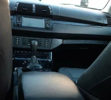 Серый БМВ Х5, объемом двигателя 3 л и пробегом 340 тыс. км за 6500 $, фото 17 на Automoto.ua