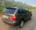 Серый БМВ Х5, объемом двигателя 3 л и пробегом 410 тыс. км за 11000 $, фото 3 на Automoto.ua