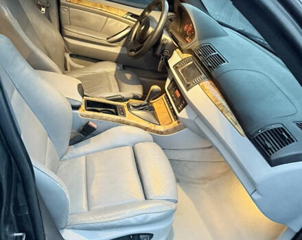Сірий БМВ Х5, об'ємом двигуна 3 л та пробігом 413 тис. км за 6100 $, фото 34 на Automoto.ua