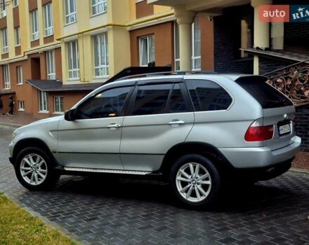 Серый БМВ Х5, объемом двигателя 4.4 л и пробегом 301 тыс. км за 9500 $, фото 4 на Automoto.ua