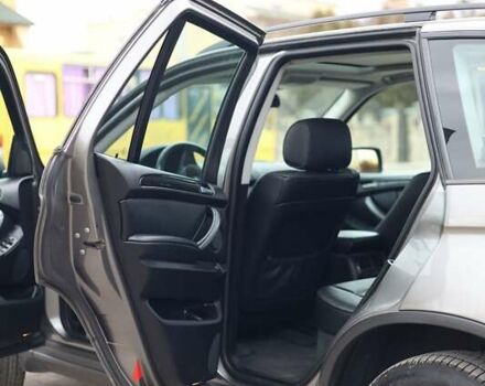 Серый БМВ Х5, объемом двигателя 2.98 л и пробегом 332 тыс. км за 8700 $, фото 15 на Automoto.ua