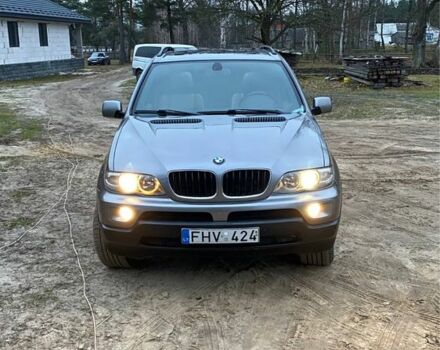 Серый БМВ Х5, объемом двигателя 3 л и пробегом 350 тыс. км за 6000 $, фото 5 на Automoto.ua