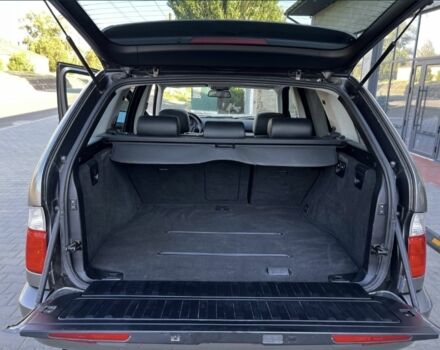 Серый БМВ Х5, объемом двигателя 3 л и пробегом 170 тыс. км за 8500 $, фото 5 на Automoto.ua