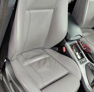 Серый БМВ Х5, объемом двигателя 3 л и пробегом 224 тыс. км за 12000 $, фото 29 на Automoto.ua