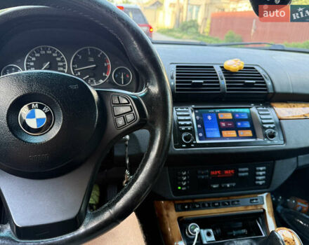 Серый БМВ Х5, объемом двигателя 3 л и пробегом 343 тыс. км за 13300 $, фото 11 на Automoto.ua