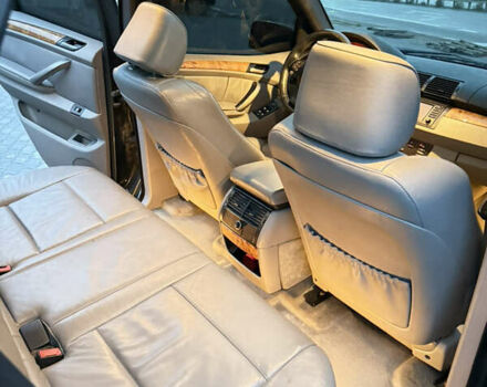 Сірий БМВ Х5, об'ємом двигуна 3 л та пробігом 413 тис. км за 6100 $, фото 43 на Automoto.ua