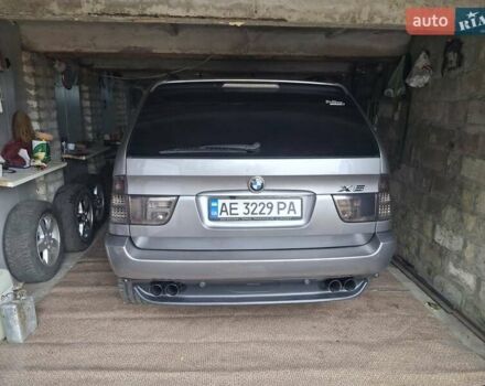 Серый БМВ Х5, объемом двигателя 3 л и пробегом 330 тыс. км за 11400 $, фото 20 на Automoto.ua