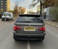Серый БМВ Х5, объемом двигателя 3 л и пробегом 280 тыс. км за 4500 $, фото 3 на Automoto.ua