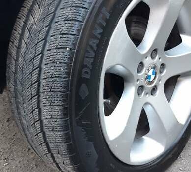 Серый БМВ Х5, объемом двигателя 3 л и пробегом 340 тыс. км за 6500 $, фото 6 на Automoto.ua