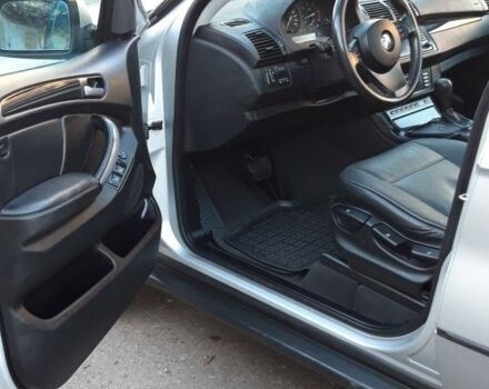 Серый БМВ Х5, объемом двигателя 3 л и пробегом 340 тыс. км за 6500 $, фото 7 на Automoto.ua